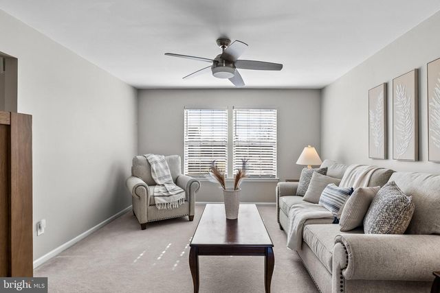 10 COTTONWOOD DR, Lumberton, NJ 08048