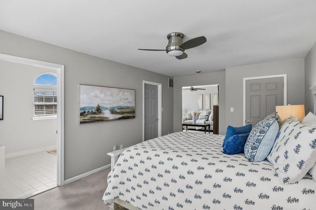 10 COTTONWOOD DR, Lumberton, NJ 08048