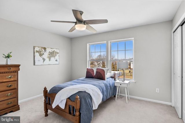 10 COTTONWOOD DR, Lumberton, NJ 08048