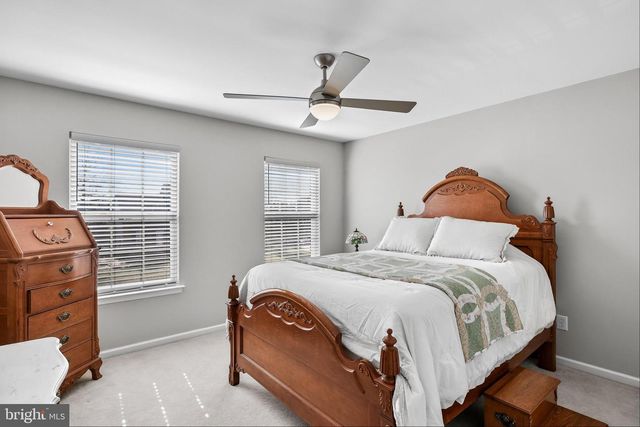 10 COTTONWOOD DR, Lumberton, NJ 08048