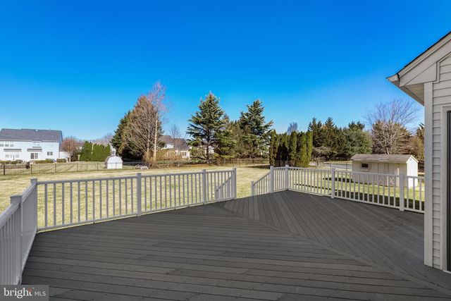 10 COTTONWOOD DR, Lumberton, NJ 08048