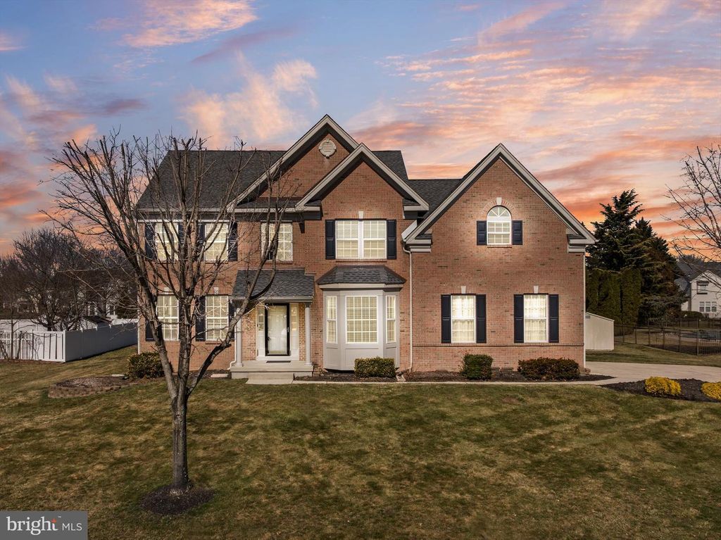 Image 1 of property listing at 10 COTTONWOOD DR, Lumberton, NJ 08048