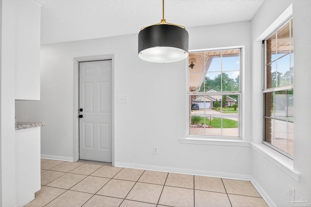 3204 Mariners Dr, Pensacola, FL 32526