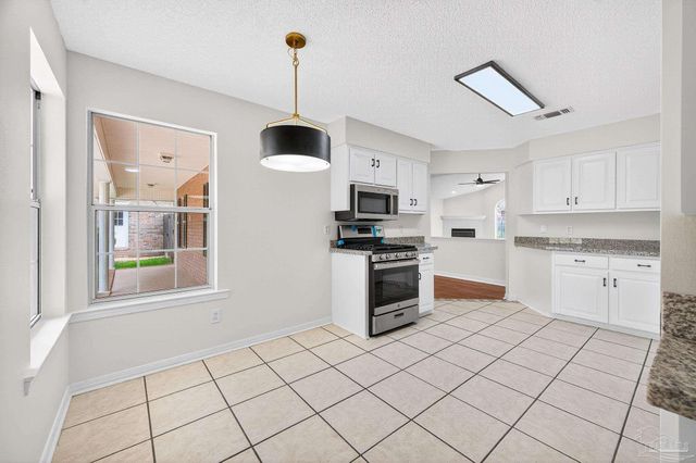 3204 Mariners Dr, Pensacola, FL 32526