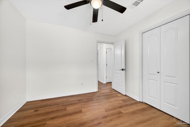 3204 Mariners Dr, Pensacola, FL 32526