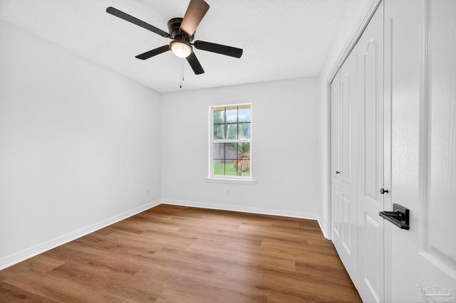 3204 Mariners Dr, Pensacola, FL 32526