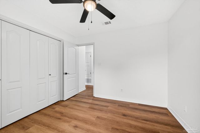 3204 Mariners Dr, Pensacola, FL 32526