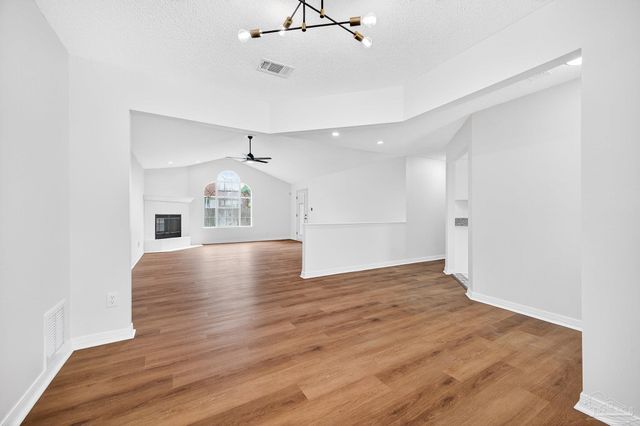 3204 Mariners Dr, Pensacola, FL 32526