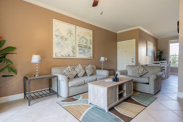 7000 Seawall Boulevard 813, Galveston, TX 77551