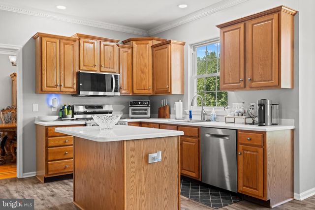 2305 ABERDEEN WAY, Macungie, PA 18062