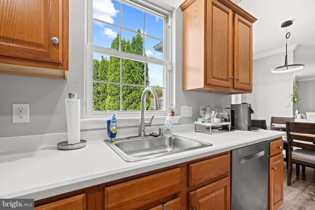 2305 ABERDEEN WAY, Macungie, PA 18062