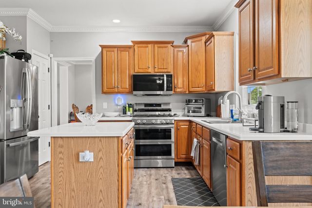 2305 ABERDEEN WAY, Macungie, PA 18062