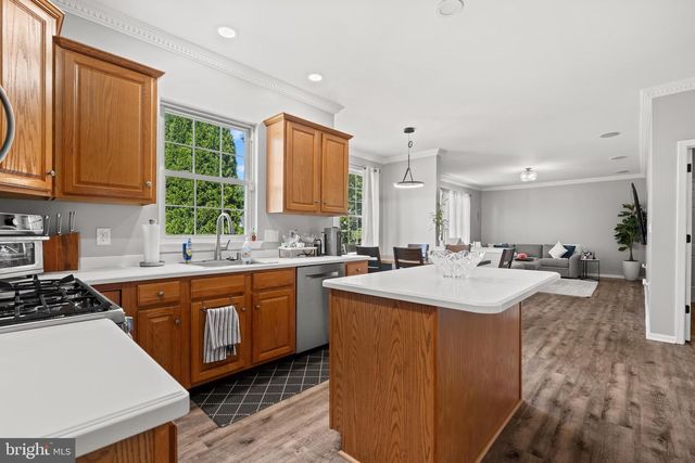 2305 ABERDEEN WAY, Macungie, PA 18062