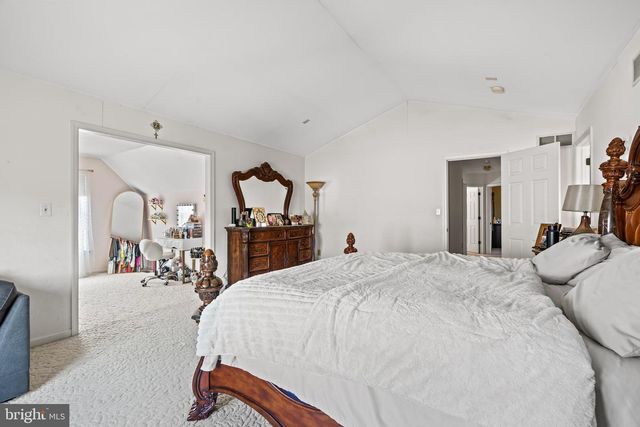 2305 ABERDEEN WAY, Macungie, PA 18062
