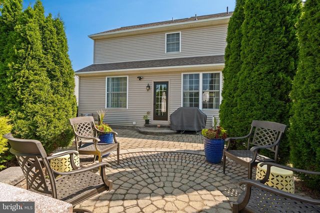 2305 ABERDEEN WAY, Macungie, PA 18062