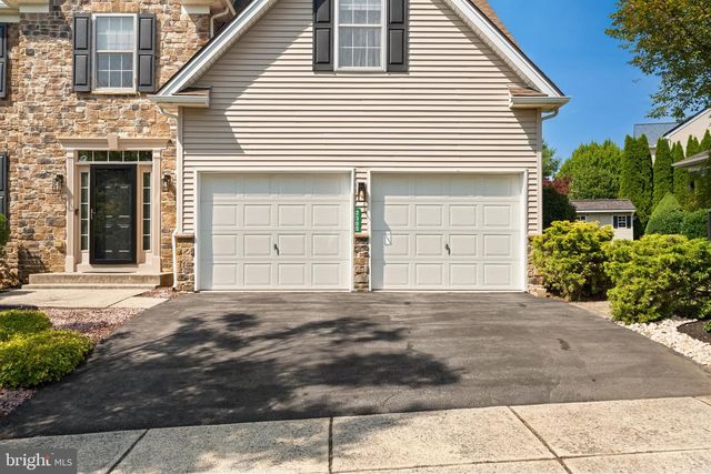 2305 ABERDEEN WAY, Macungie, PA 18062