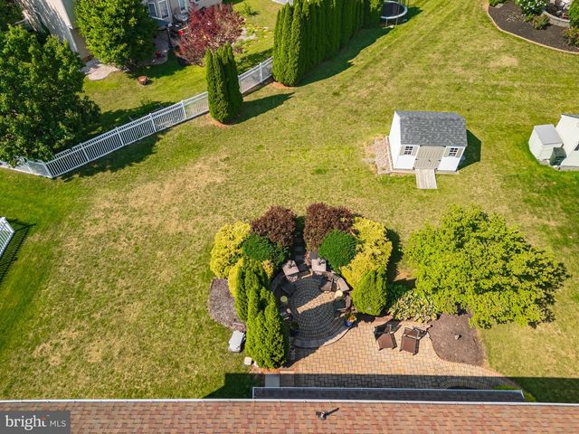 2305 ABERDEEN WAY, Macungie, PA 18062