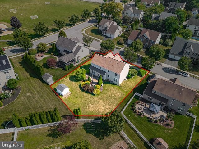 2305 ABERDEEN WAY, Macungie, PA 18062