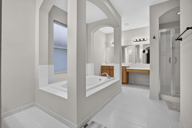 742 Cresta Circle, West Palm Beach, FL 33413