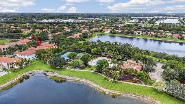742 Cresta Circle, West Palm Beach, FL 33413