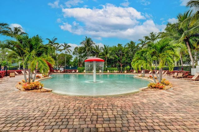 742 Cresta Circle, West Palm Beach, FL 33413