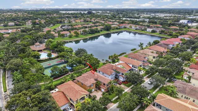742 Cresta Circle, West Palm Beach, FL 33413
