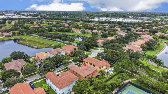 742 Cresta Circle, West Palm Beach, FL 33413