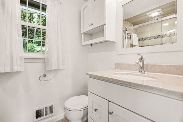 25 Chipping Ridge, Perinton, NY 14450