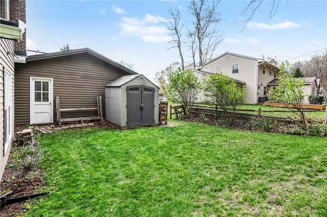 25 Chipping Ridge, Perinton, NY 14450