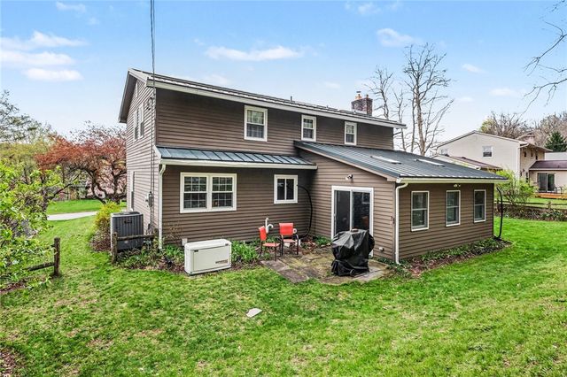 25 Chipping Ridge, Perinton, NY 14450