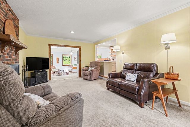 25 Chipping Ridge, Perinton, NY 14450