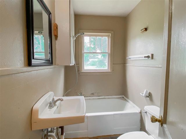 213 Landry Street, Sulphur, LA 70663