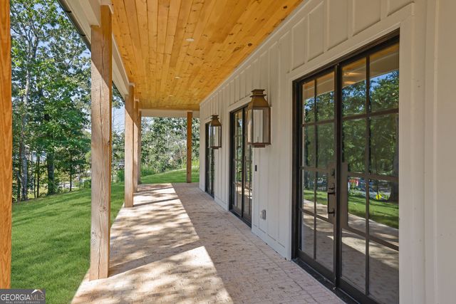 5525 Hubbard Town Road, Cumming, GA 30028