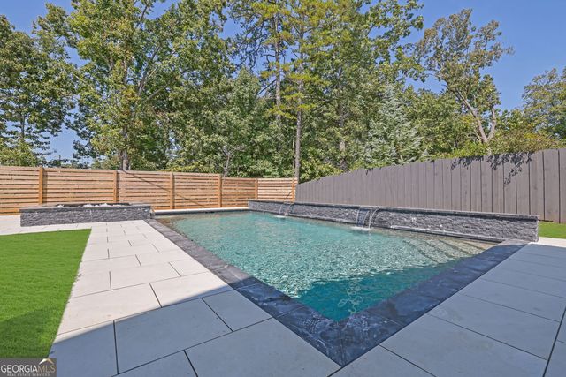 5525 Hubbard Town Road, Cumming, GA 30028