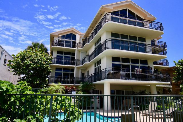 314 Inlet Way 303, Palm Beach Shores, FL 33404