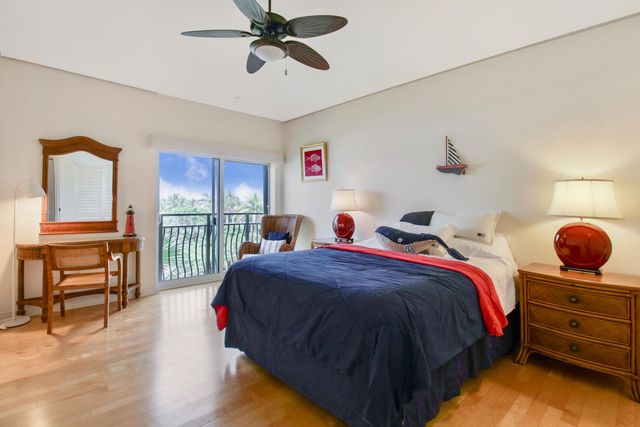 314 Inlet Way 303, Palm Beach Shores, FL 33404