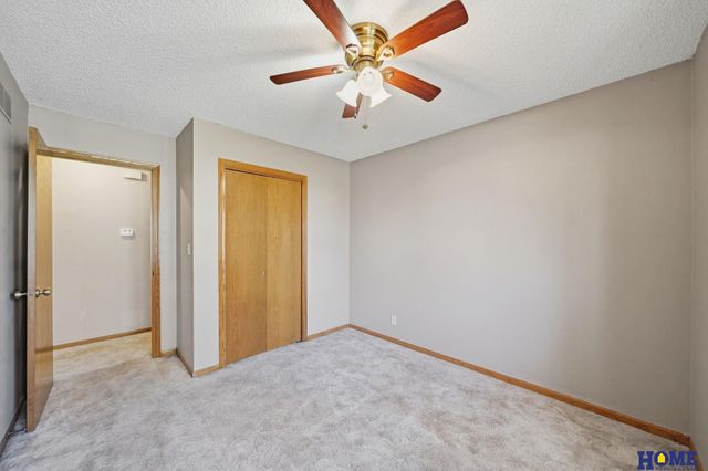 3709 Briarwood Avenue, Lincoln, NE 68516