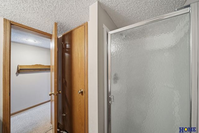 3709 Briarwood Avenue, Lincoln, NE 68516