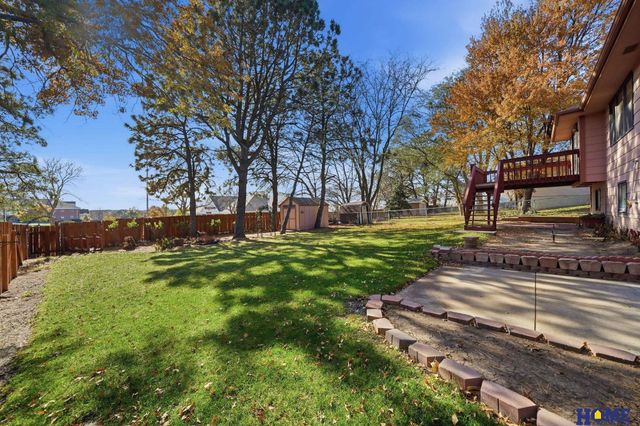 3709 Briarwood Avenue, Lincoln, NE 68516