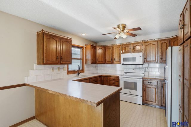 3709 Briarwood Avenue, Lincoln, NE 68516