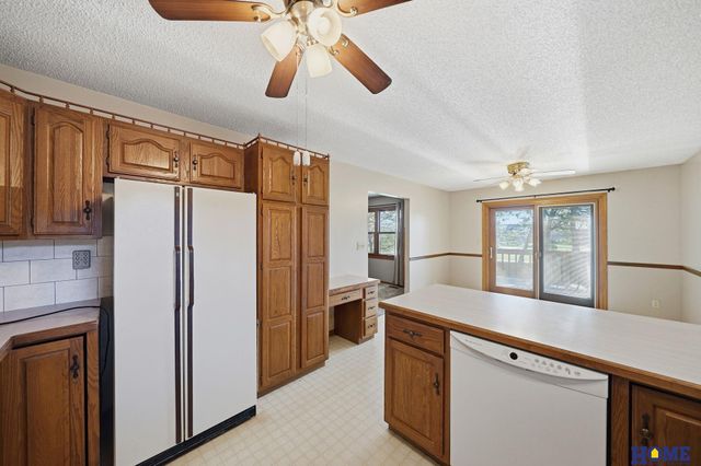 3709 Briarwood Avenue, Lincoln, NE 68516