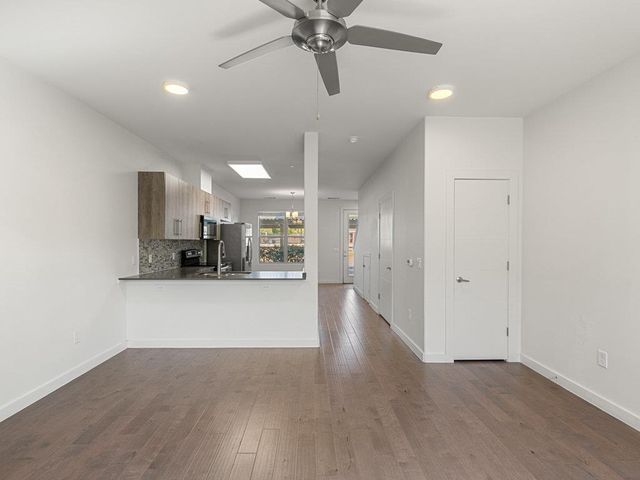 7805 Cooper LN 208, Austin, TX 78745