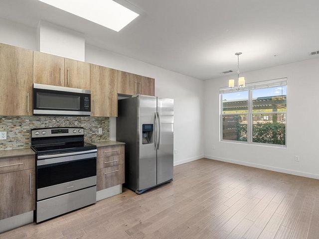7805 Cooper LN 208, Austin, TX 78745