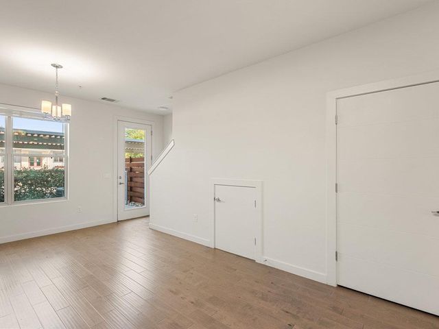 7805 Cooper LN 208, Austin, TX 78745