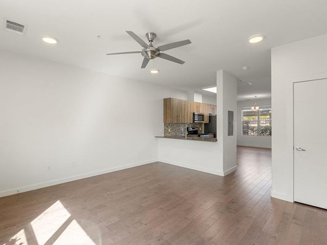 7805 Cooper LN 208, Austin, TX 78745