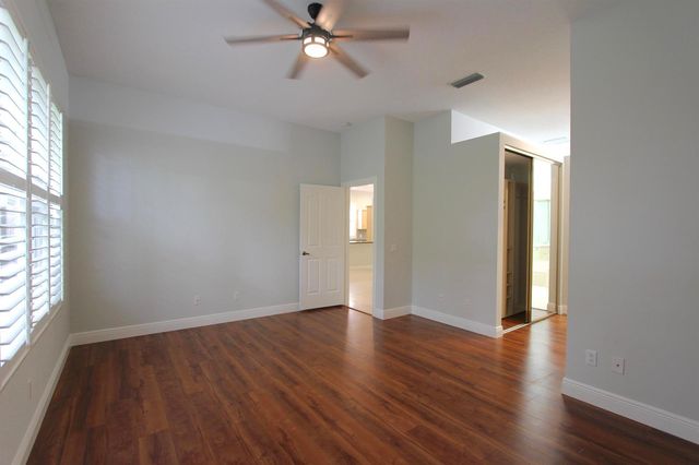 117 Hampton Circle, Jupiter, FL 33458