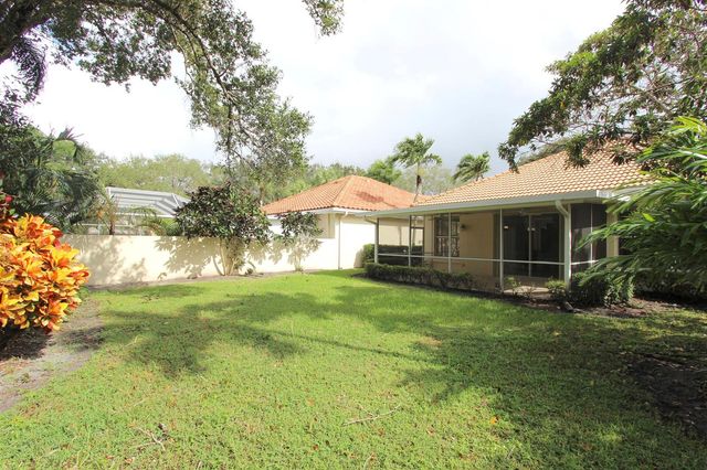 117 Hampton Circle, Jupiter, FL 33458
