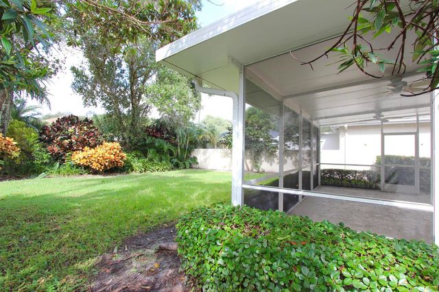 117 Hampton Circle, Jupiter, FL 33458