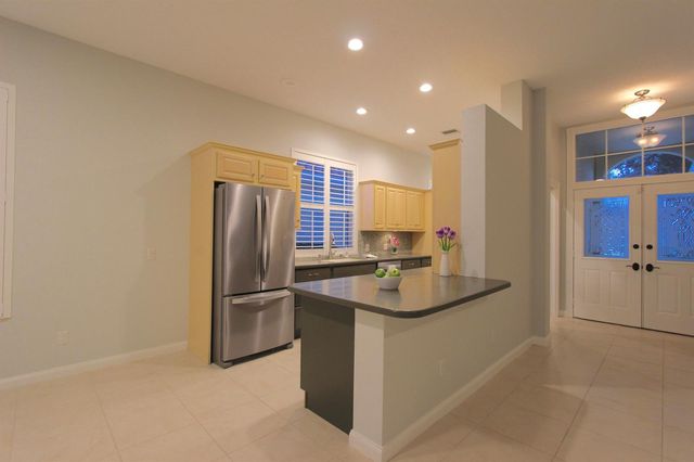 117 Hampton Circle, Jupiter, FL 33458
