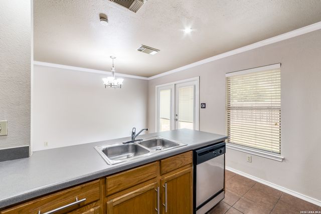 10607 Cavelier, San Antonio, TX 78254